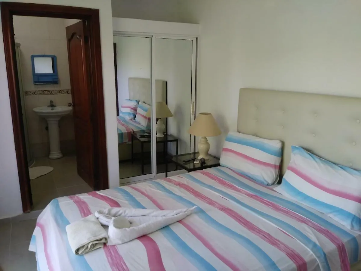 Mel Home Stay Bavaro Beach, Share Apartment Punta Cana Oda ve Kahvaltı