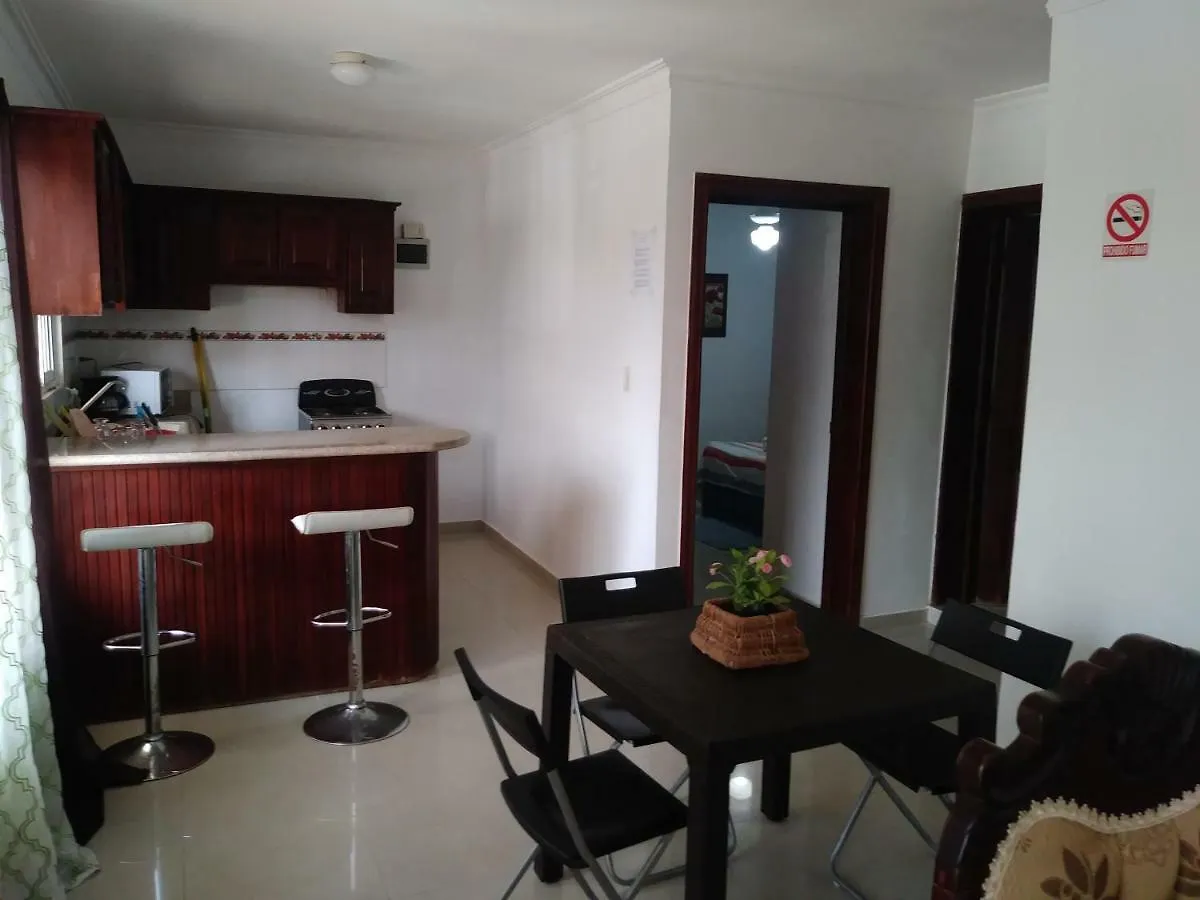 Mel Home Stay Bavaro Beach, Share Apartment Punta Cana Oda ve Kahvaltı