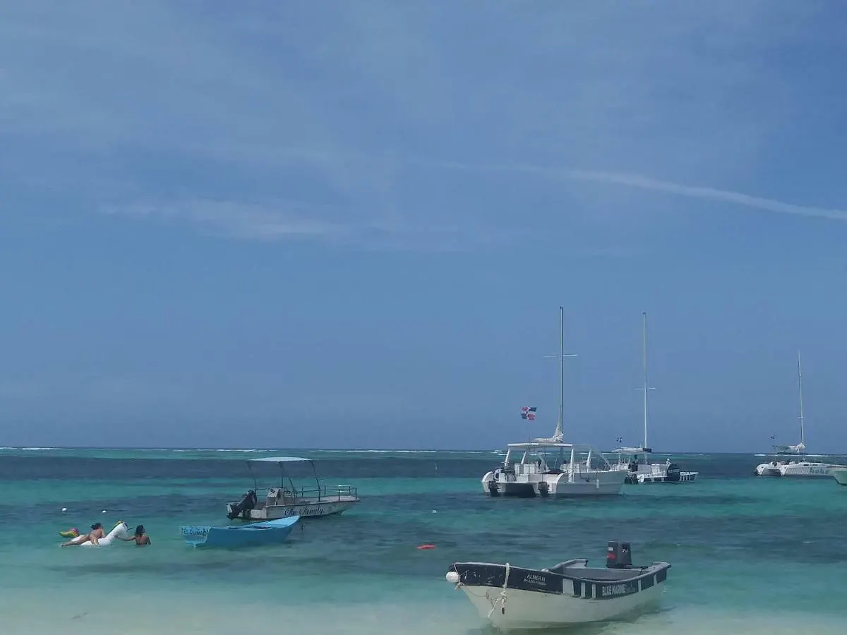 Mel Home Stay Bavaro Beach, Share Apartment Punta Cana Oda ve Kahvaltı